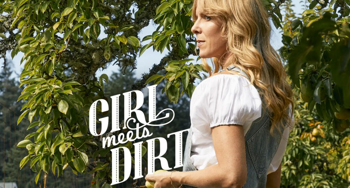 Girl Meets Dirt